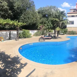 Apartment Green Villa