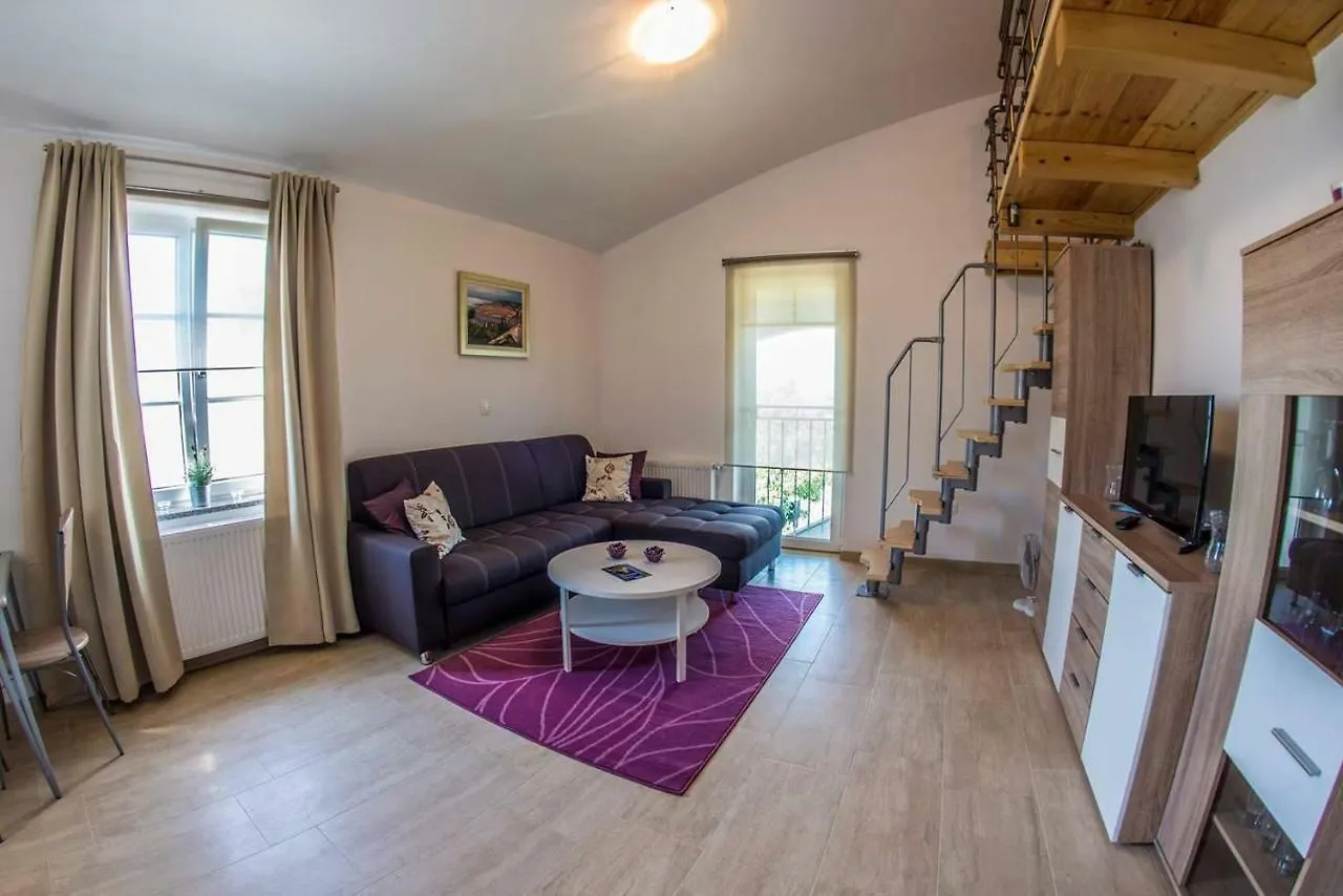 Apartments Nikic Banjole Croatia