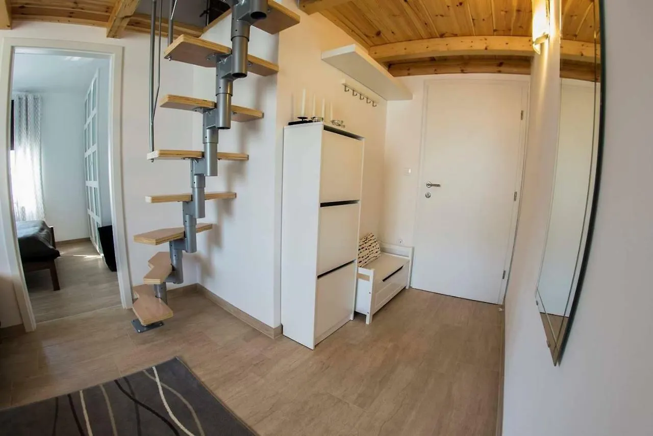 Apartments Nikic Banjole