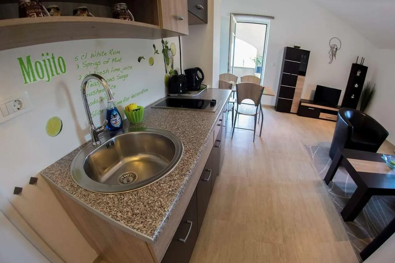 Apartments Nikic Banjole